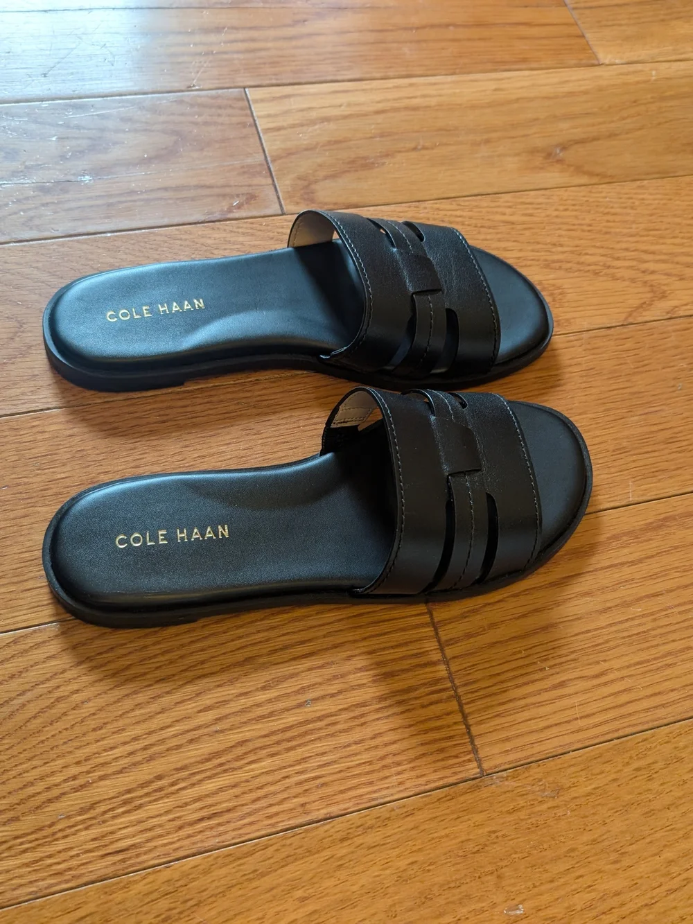 Cole Haan Flynn Slotted Slide Black Leather Sandals Size 7B